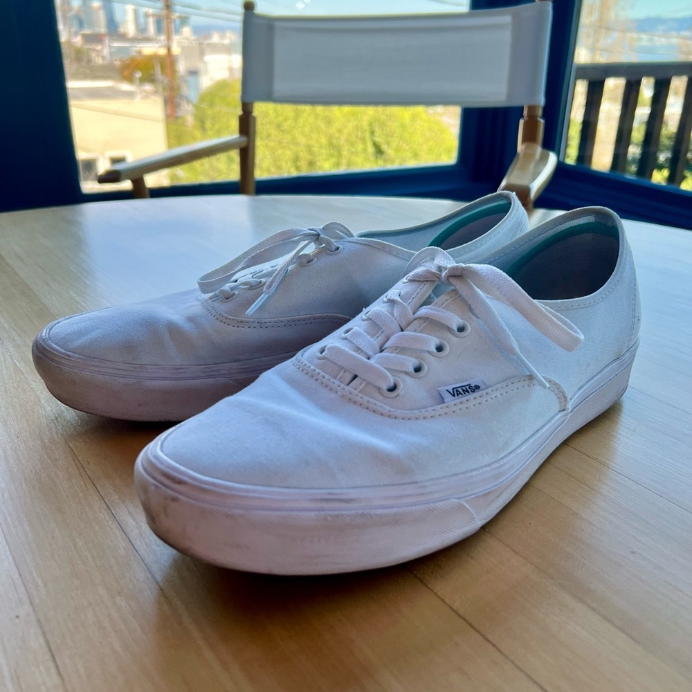Men’s Vans Authentic comfy-cushion size 12